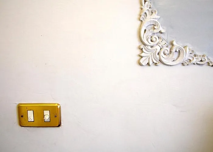 Riviera Vintage Estate * Монтесильвано