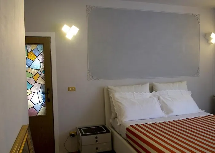 Riviera Vintage Estate Дом отдыха Монтесильвано