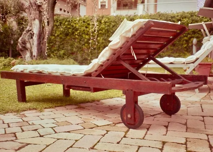 Дом отдыха Riviera Vintage Estate