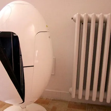 Riviera Vintage Estate