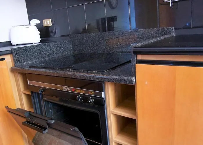 Riviera Vintage Estate *